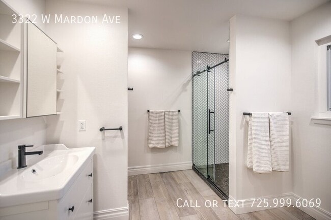 Building Photo - 3322 W Mardon Ave