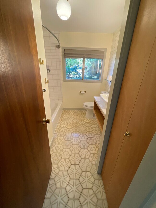 Building Photo - Beautiful Unfurnished South Maui Home Available 2/1/2024