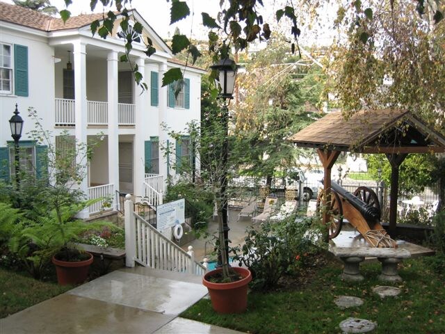 Building Photo - 4024-4028 Los Feliz Blvd