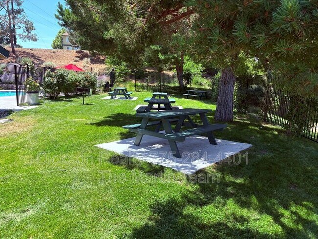 Building Photo - 3948 Clear Acre Ln