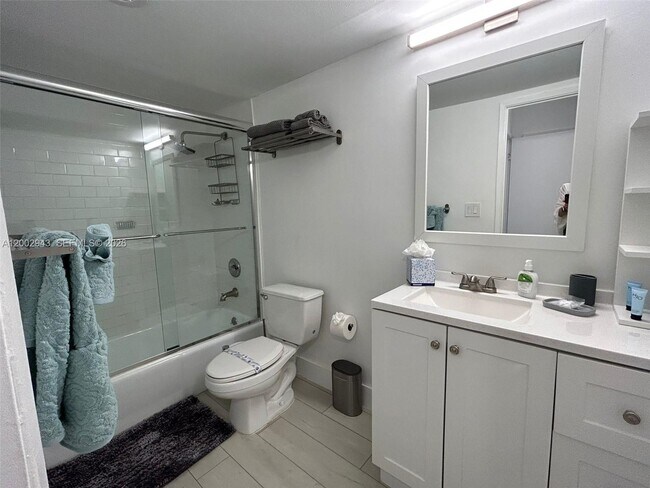 Building Photo - 19390 Collins Ave