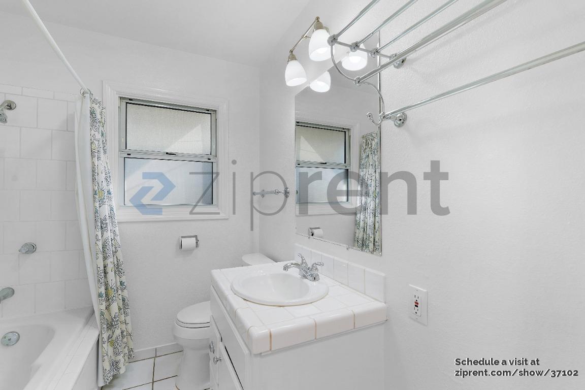Building Photo - 6025 3rd Ave