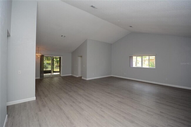 Building Photo - 23 Westrock Ln