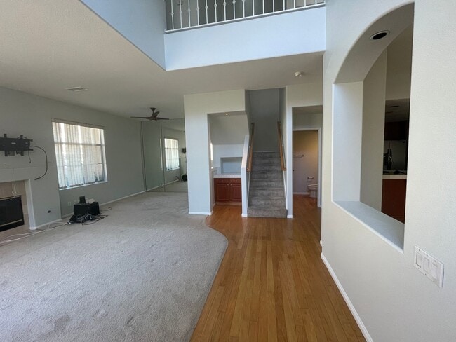 Building Photo - Spacious 3 Bedroom 2.5 Bathroom in Aliso Viejo