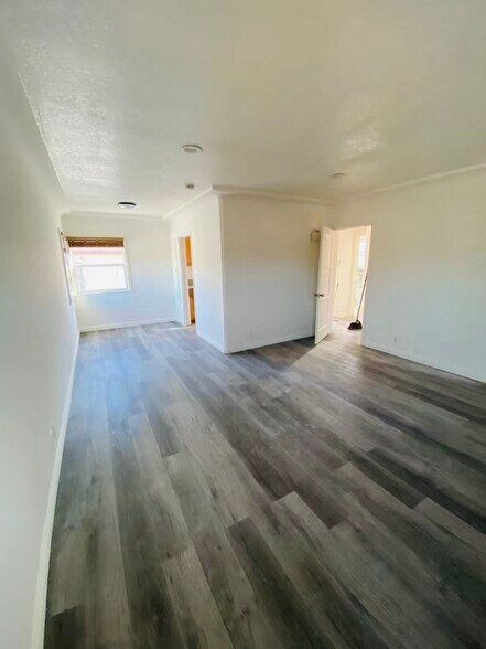 Building Photo - 1854 Garvey Ave