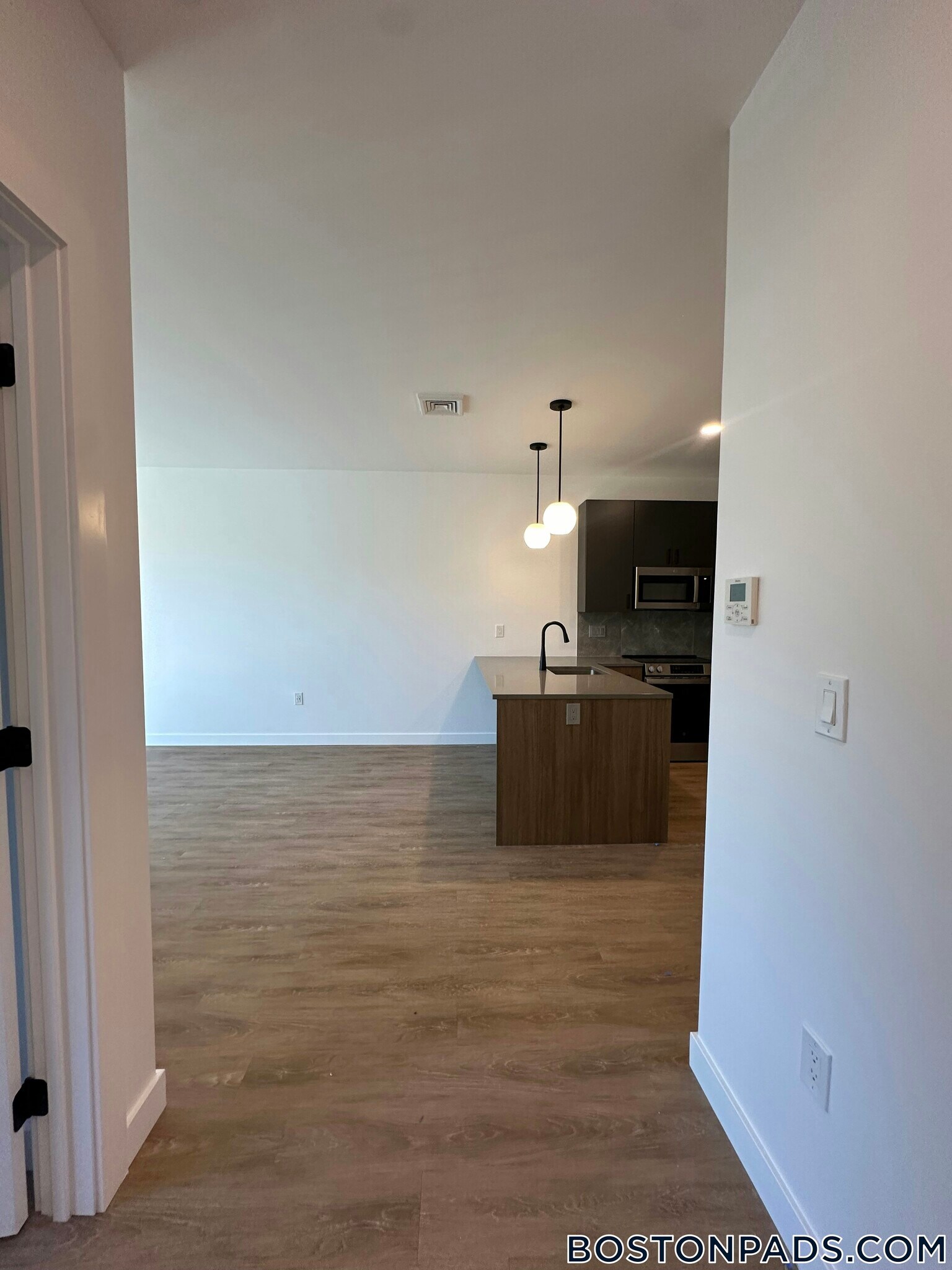 Building Photo - 199 Gardner St