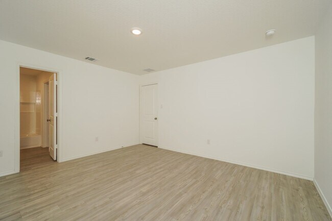 Building Photo - 13715 Haystack Rdg