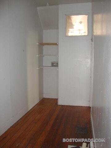 Building Photo - 183 Harvard St
