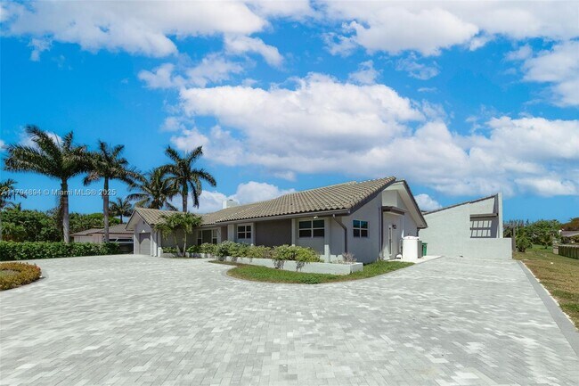 Building Photo - 3401 SW 141st Ave