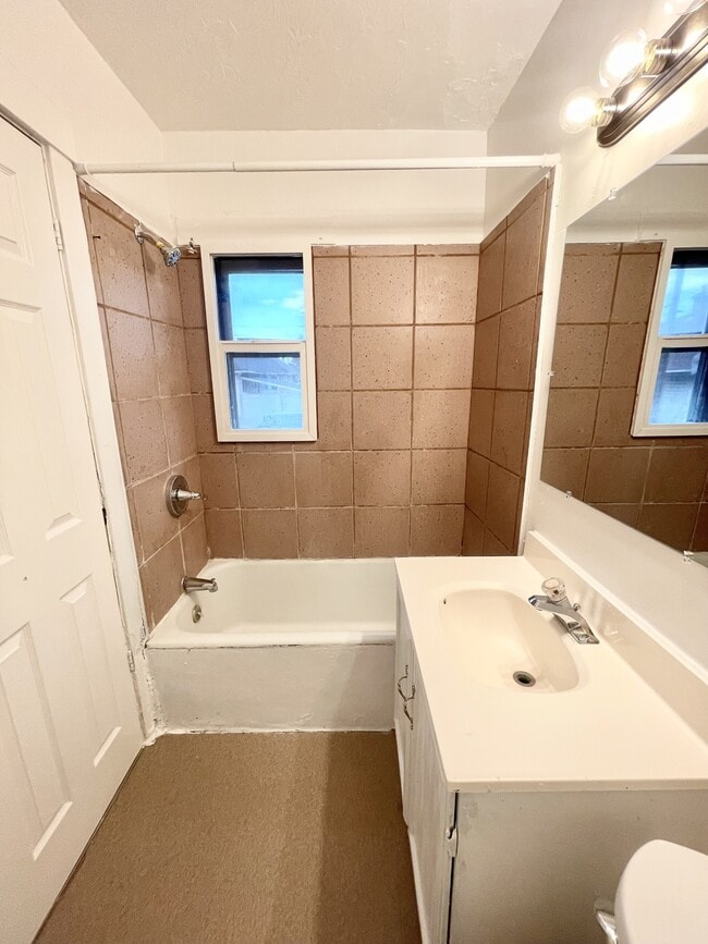 Building Photo - 2873 Adams Ave