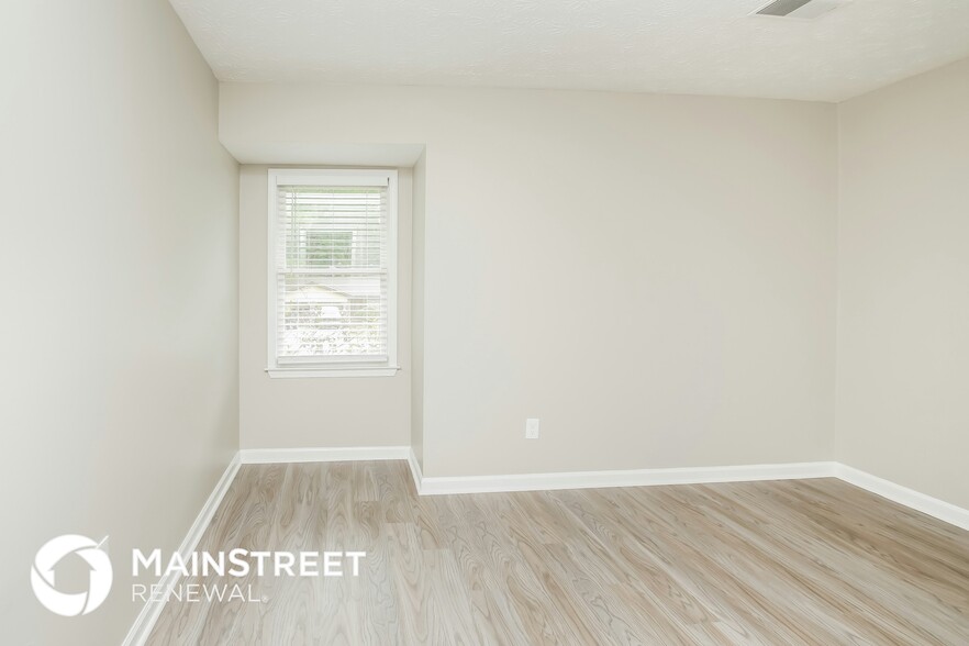 Building Photo - 120 Hearth Way