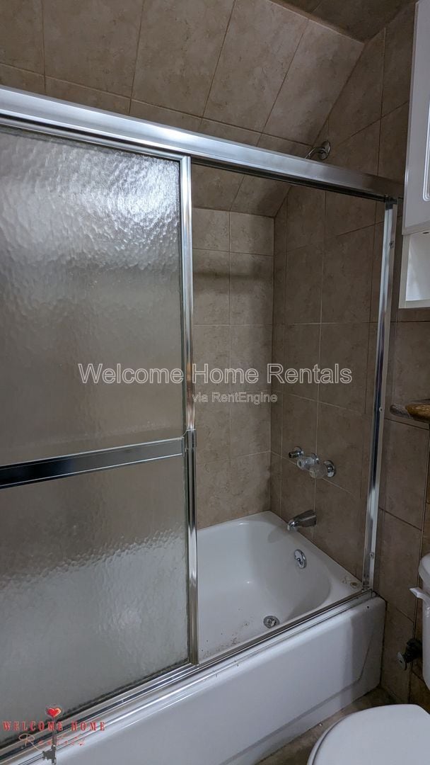 Building Photo - 4520 S Thompson Ave