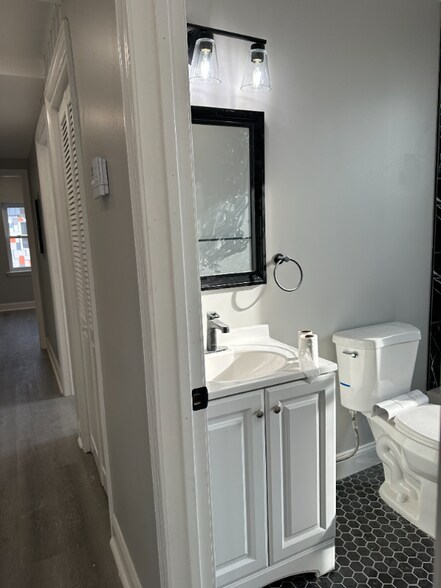 Building Photo - 3034 N 22nd St