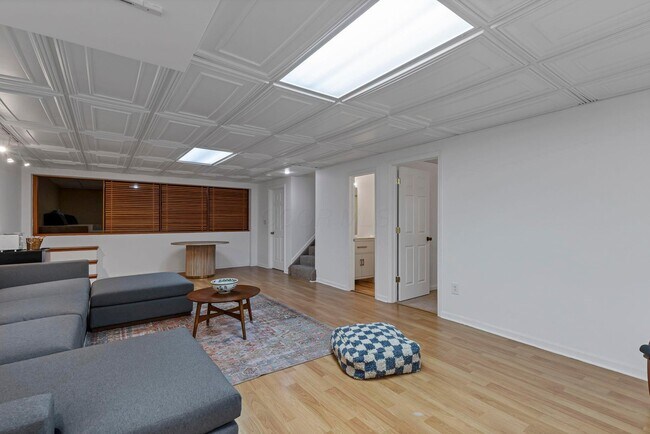 Building Photo - 2639 Berber St