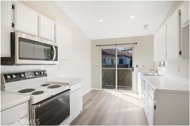 Building Photo - 70 Corniche Dr