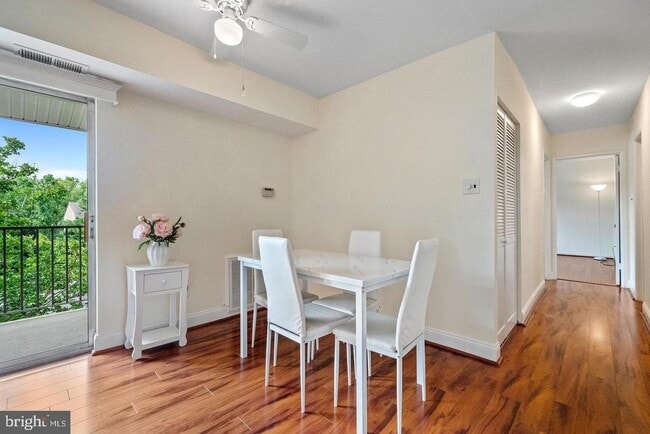 Building Photo - 7984 Audubon Ave
