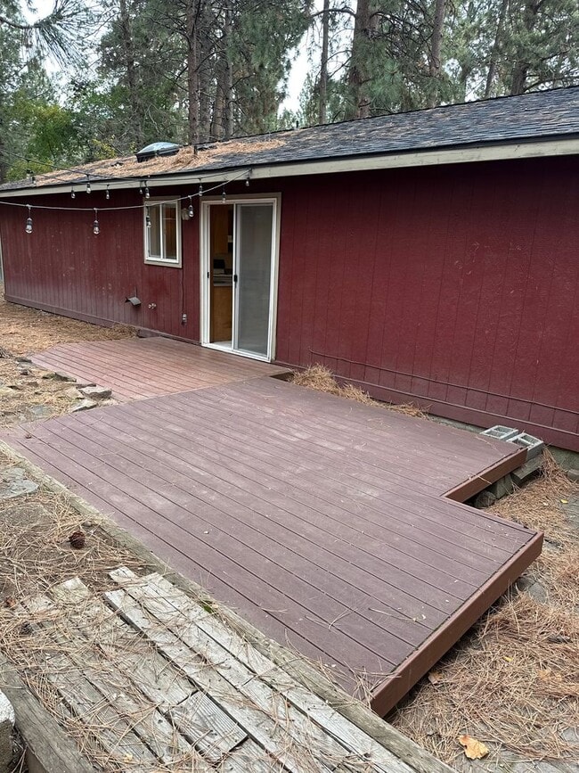 Building Photo - Three bedroom Westside home near OSU Casca...