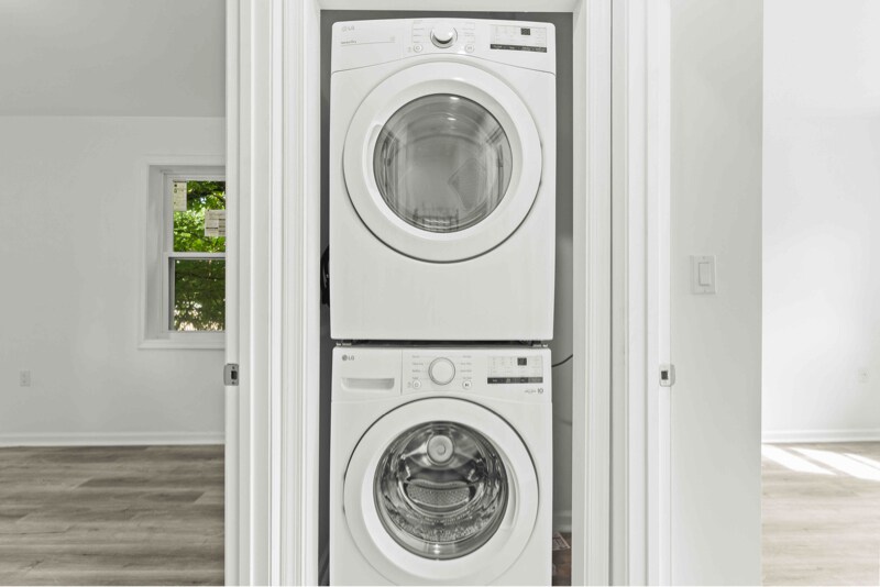 Building Photo - 1452 Smith Pl SE