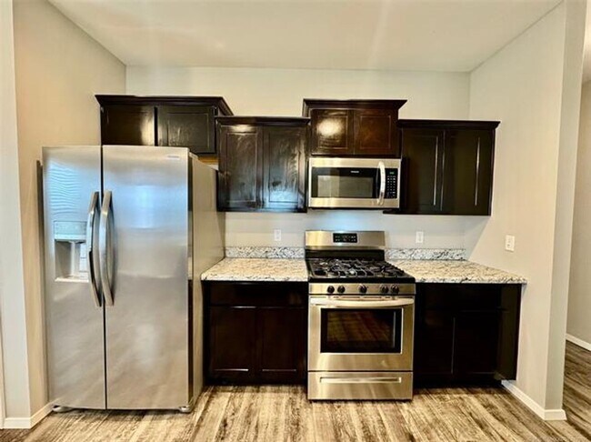 Building Photo - Newer build in Cherry Creek Phase III.