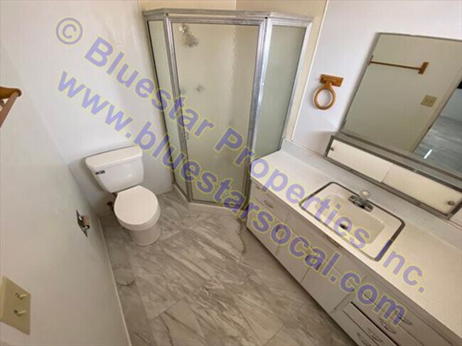 Building Photo - 18511-15Symeron