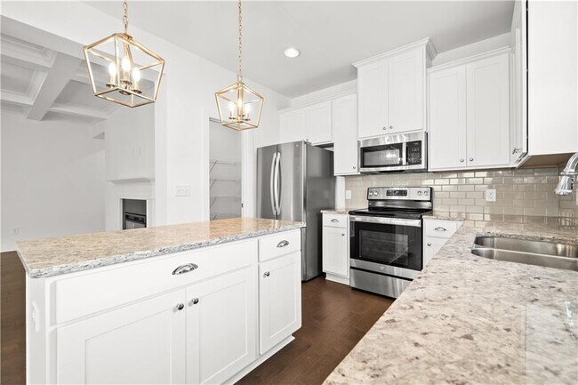 Building Photo - 124 Auburn Wds Dr