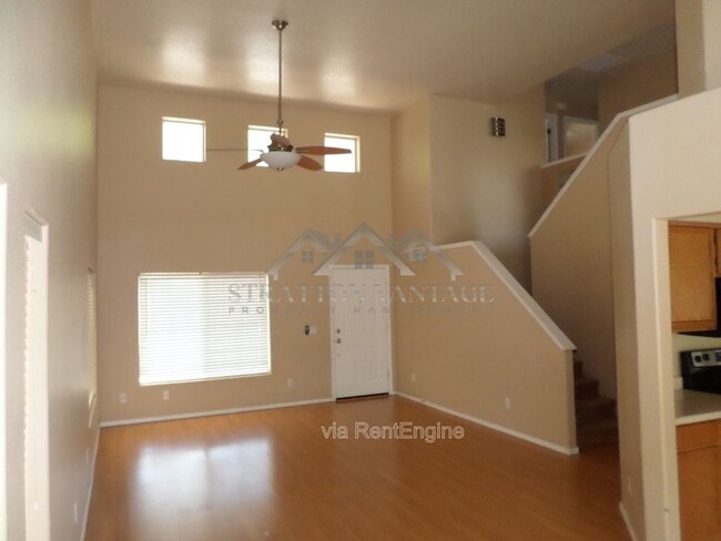 Building Photo - 1641 W Orchid Ln