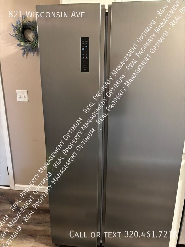 Building Photo - 821 Wisconsin Ave