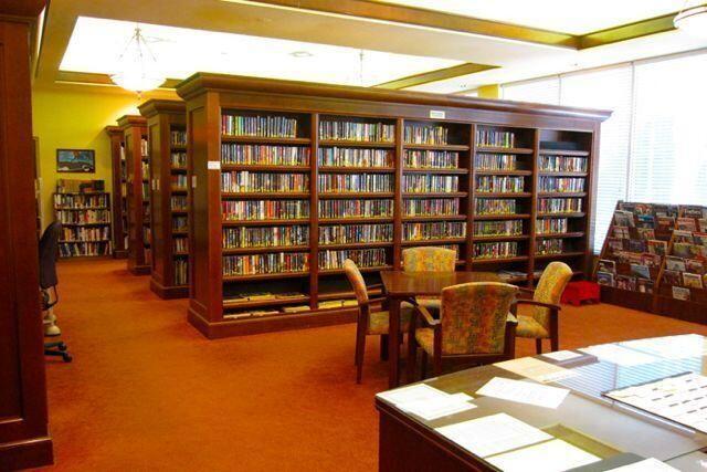 Building Photo - 101 Waterford D