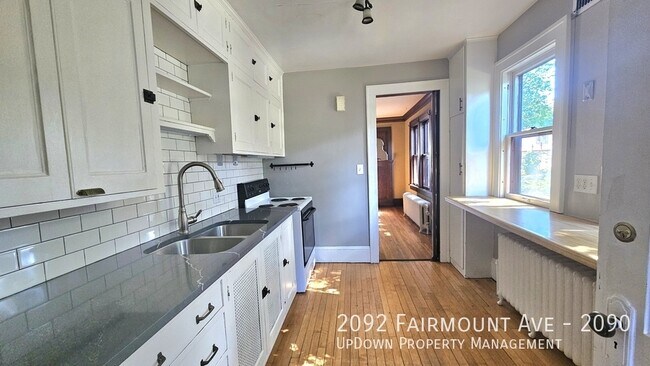 Building Photo - 2092 Fairmount Ave