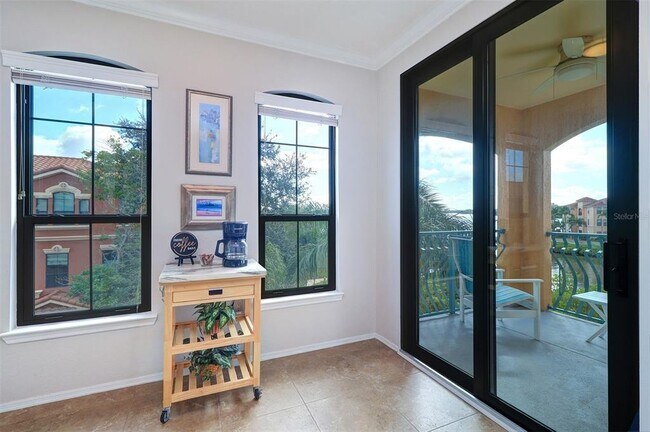 Building Photo - 2749 Via Cipriani