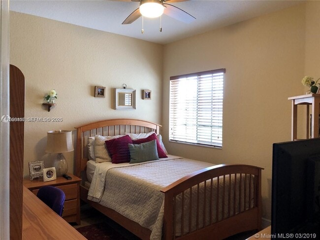 Building Photo - 867 SW 155th Ct