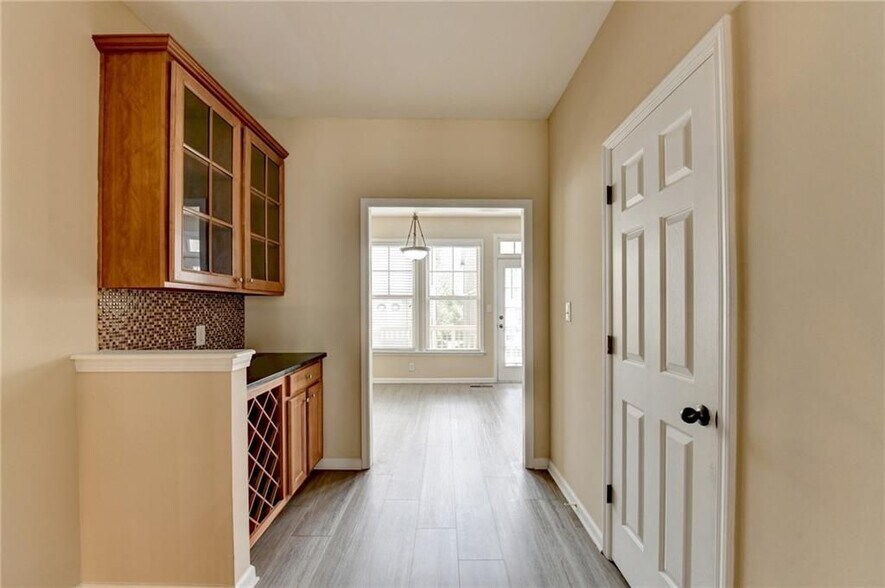 Building Photo - 4406 Village Field Place