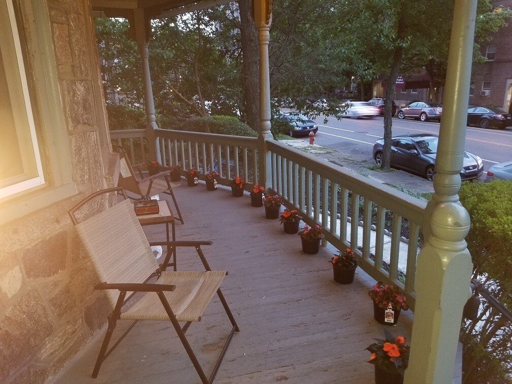 Front Porch - 412 W Chelten Ave