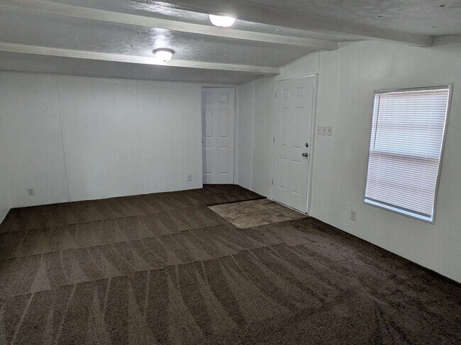 Building Photo - 14962 Goliad Dr