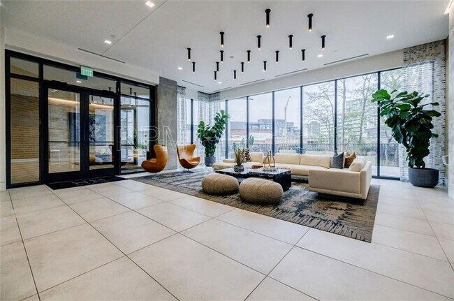 Building Photo - 788 West Marietta St NW