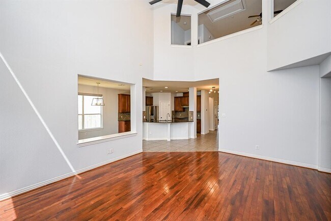 Building Photo - 5426 Humboldt Park Ln