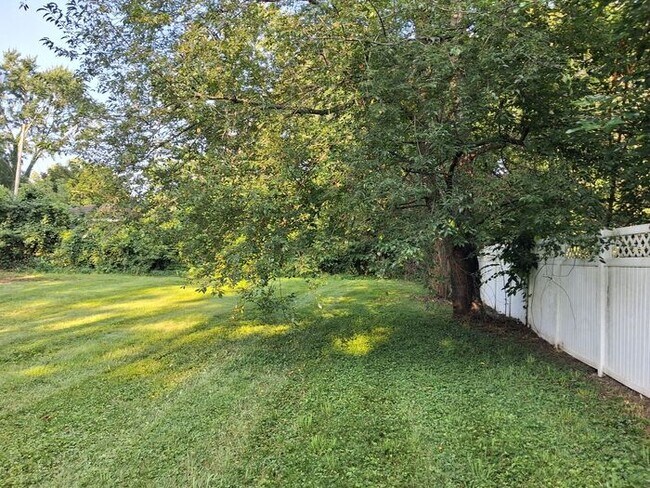 Building Photo - 4 bedroom home in Galien, MI