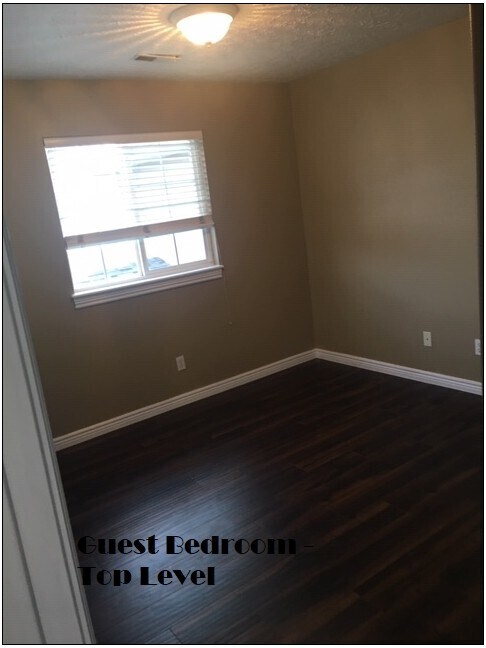 Building Photo - 67 N 340 W