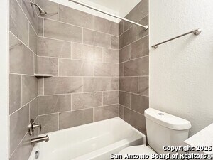 Building Photo - 1307 Whispering Hills Dr