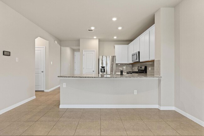 Building Photo - 13508 Rosebud Isle Dr