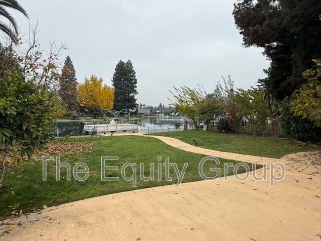 Building Photo - 5418 W Sweet Dr