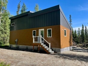 Building Photo - 3 Bedroom home for rent / Water holding ta...