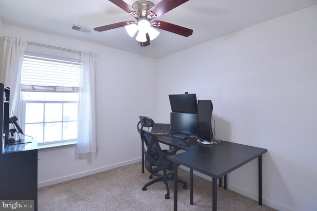Building Photo - 7019 Joann Khan Dr