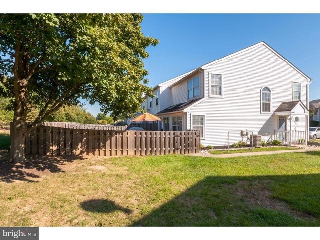 Building Photo - 49 Plumly Way