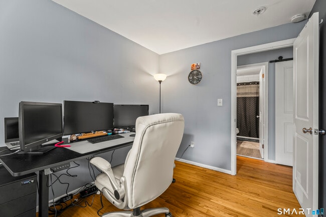 Building Photo - 77 Basswood Dr