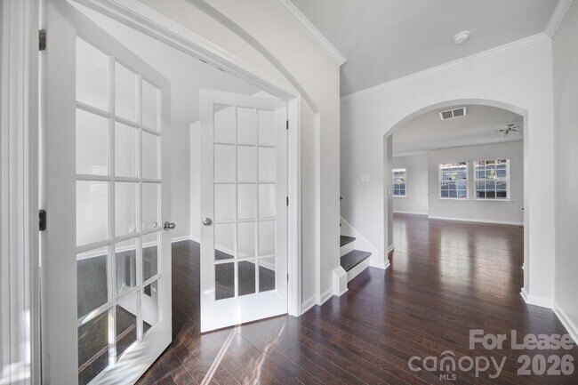 Building Photo - 14611 Murfield Ct