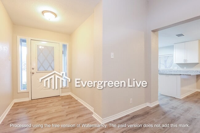 Building Photo - 8734 Shallow Ridge Dr