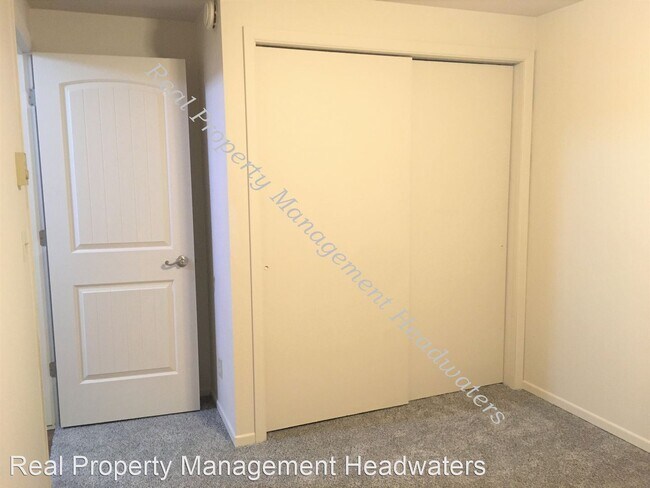 Building Photo - 3 br, 2.5 bath House - 1560 Williamsburg Road