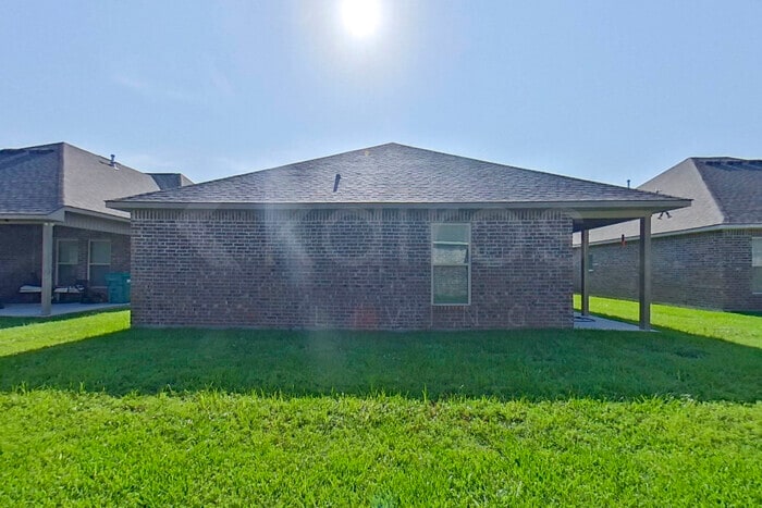 Building Photo - 129 Haygood Pt