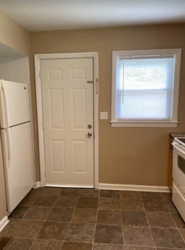 Building Photo - 436 Gary Hills Dr